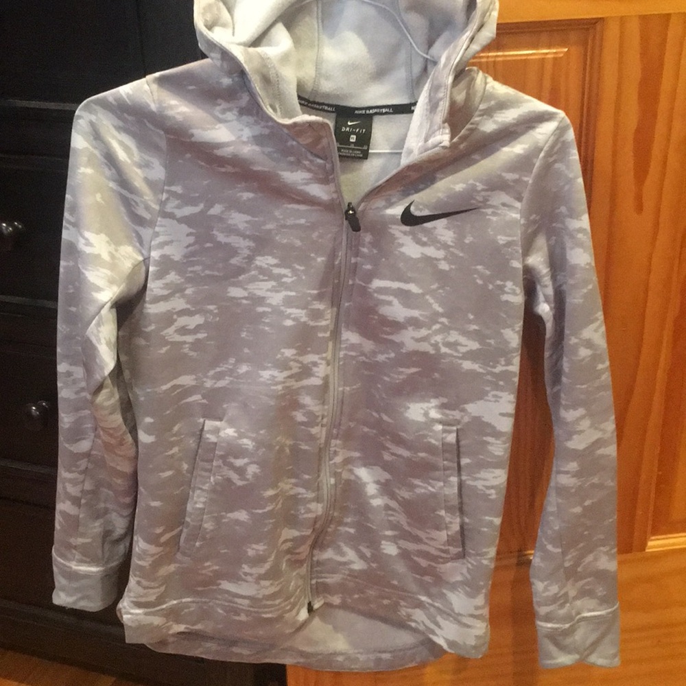 COPY - Nike zip up youth jacket